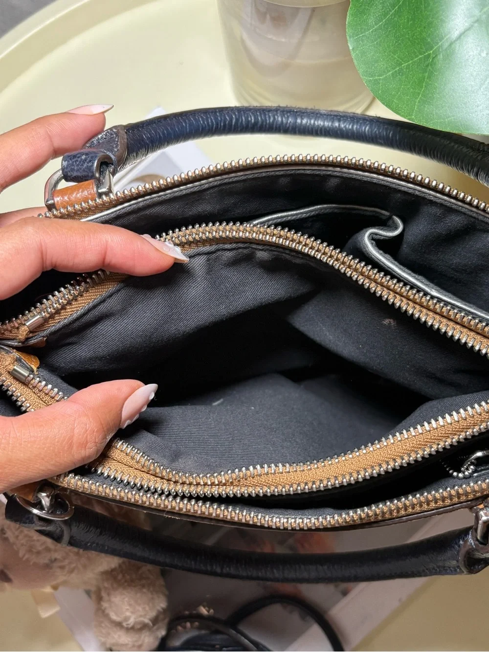 Coach vintage YK2 Two-Tone Leather Satchel in Tan, White & Navy